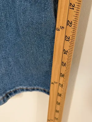 AE Mom Jean Size 8 long Distressed thumbnail 9