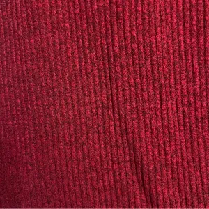 ❗️Clearance last chance ❗️ Old Navy Women's Ribbed heathered Burgundy Top thumbnail 3
