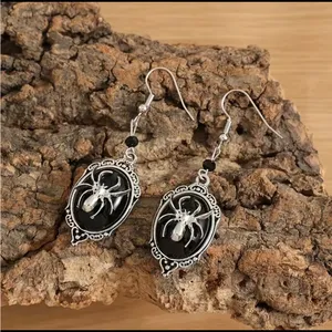 Gothic Retro Style Black Gemstone Spider Earrings Faux Fashion Jewelry‎ thumbnail 7