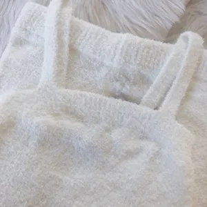 Forever 21 White super soft crop top and highwaist highrise short set, brand new with tag thumbnail 2