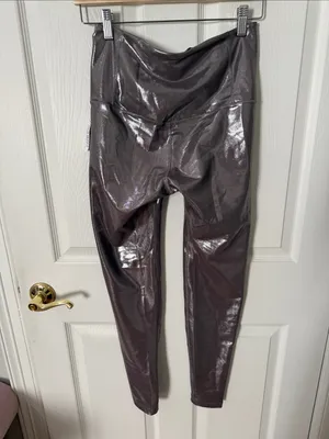 NWT Metallic ultra High-Waist Leggings OLD NAVY medium power soft thumbnail 4