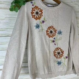 Vintage Alfred Dunner Floral Embroidered Beaded Grandmacore Sweater thumbnail 3