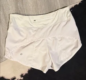 🤍Lululemon ALL White Shorts Size:Large/8🤍 thumbnail 1
