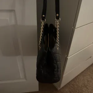 Kate Spade New York Sedgewick Place Small Phoebe Shoulder Bag thumbnail 3