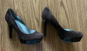 Guess Brown Suede Heels thumbnail 1