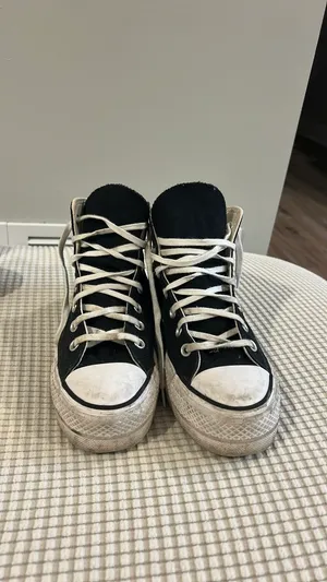 Black Converse High-Top Chuck Taylor All Star Platform thumbnail 3