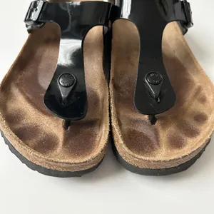Birkenstock Gizeh Birko-Flor Patent Black Sandals Size 42 US 11 thumbnail 3