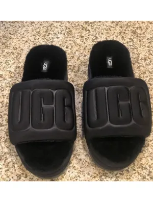 UGG Women’s Maxi Graphic Slide Slippers women’s size 9 thumbnail 2