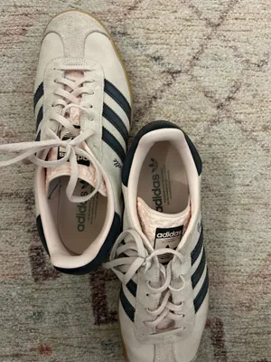 Light pink and navy Adidas gazelles  thumbnail 2
