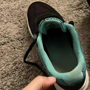 Blue and black Nike revolution 3 shoes thumbnail 5