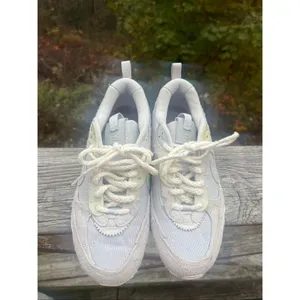 Nike Air Max 90 Futura Sneaker Women's Sz 9.5 Gray FJ4558-025 thumbnail 6