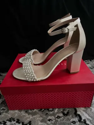 Kelly & Katie Heels Silver Pearls thumbnail 4