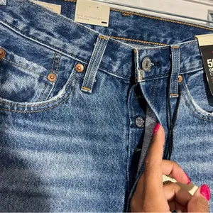Levi's Women's 501‎ Original Premium Cropped Jeans Athens Ranks 24 x 26 Normcore thumbnail 10