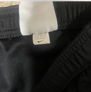 Nike Joggers thumbnail 2