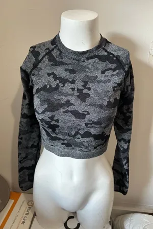 Gray Camo Long Sleeve Crop Top with Back Cutouts thumbnail 1