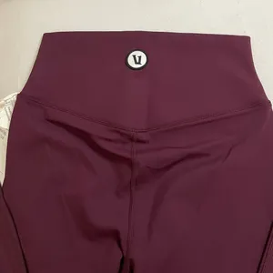 NWT Vuori Chilled Out Performance Legging in a Cerise Color Size S thumbnail 9