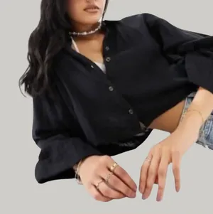 ASOS Cropped Black Button-Up Shirt thumbnail 1
