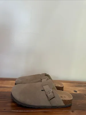 Genuine Suede Clogs by Qomfort Unisex Size 44 Women’s Size 11.5-12 Men’s 10-10.5 thumbnail 7