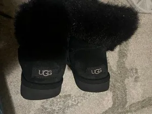 UGG Mini Boots thumbnail 3