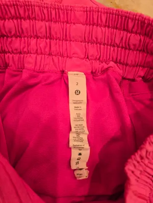 Lululemon Hotty Hot High-Rise Short Sonic Pink Size 2 thumbnail 9
