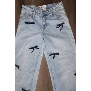 S.O.N.G. Bow Ribbon Light Wash Wide Leg Jeans Sz 1 25 Coquette Y2K thumbnail 2