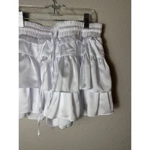 Day + Moon A1196-HNH White Satin Tiered Ruffle Skort Size S thumbnail 4