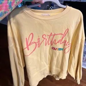 Judith March‎ birthday queen sweatshirt size XL thumbnail 2