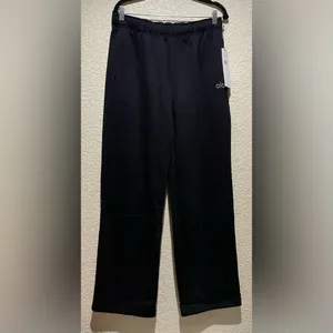 ALO Yoga NWT Accolade Straight Leg Sweatpants Black Size M Oversized thumbnail 4