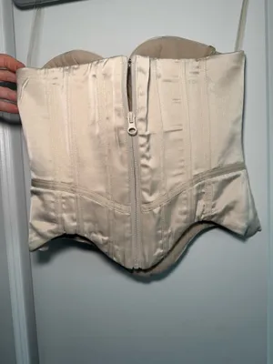 Pretty Little Thing Corset Satin Top thumbnail 6
