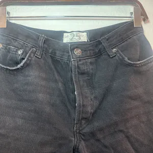 Free People We The Free Maggie Mid-Rise Straight-Leg Jeans thumbnail 3