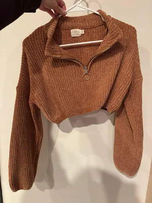 Dreamers Super Cropped Soft Sweater thumbnail 1