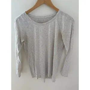 Lululemon Long Sleeve Top Bundle Grey Space Dye & Snakeskin Animal Print Size 4‎ thumbnail 2