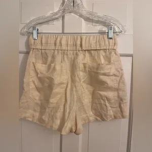 ALC Frank Billy II Short 100% Linen Cream Size 2 thumbnail 3
