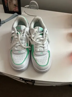 Nike Air Force 1 Infinite Lilac Shadow thumbnail 3