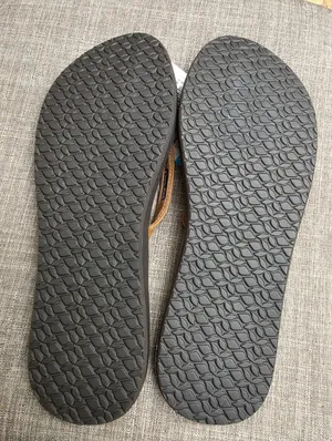NEW Reef Zen Love Flip-Flop Sandal Tobacco 10 thumbnail 5