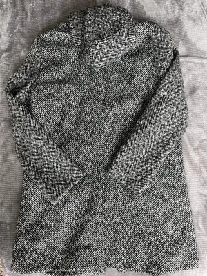 Laura Scott Coat  thumbnail 8