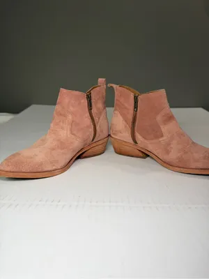 Frye Pink Suede Pointed Toe Ankle Booties thumbnail 6