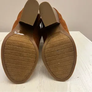 Women's Bamboo Brown Tan Suede‎ Zipper Back Lace Sides Peep Toe Heels Size 9 thumbnail 6