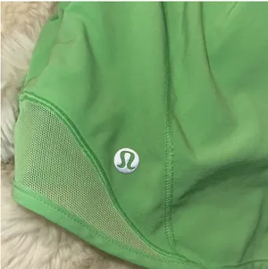 Green Lululemon hottie hot low rise 2.5 inch thumbnail 2