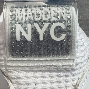 Madden NYC Women’s Rhinestone Athletic Sneaker Size 8.5 NWT thumbnail 3