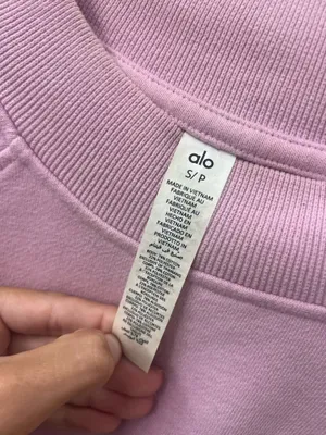 Alo Yoga Renown Heavyweight Pullover Crewneck thumbnail 4