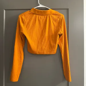 Zara Crop Top thumbnail 3