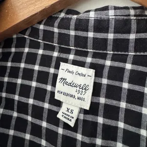 Madewell Women’s Black and White‎ Plaid Long Sleeve Button Down Top thumbnail 5
