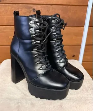 Forever 21 platform combat heels high block heel Sz 7.5 Black thumbnail 1