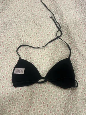 H&M Black Bandeau Top with Gold Sequin Trim thumbnail 2