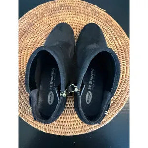 Dr. Scholls Be Energized Black Wedge Ankle‎ Boots Buckle Zip Booties Womens thumbnail 7
