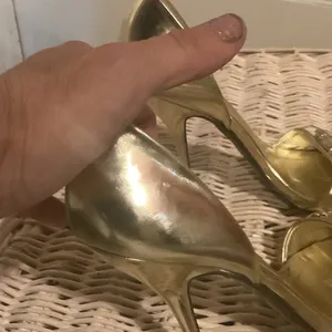 Gucci Gold Heeled Sandals thumbnail 6