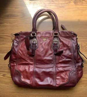 Prada Designer Burgundy Leather Shoulder Bag Vintage Large Purse Accessories thumbnail 1