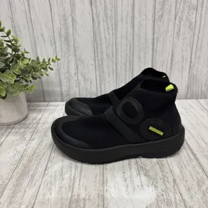 Womens Size 6 Oofos OOMG Sport High EUC thumbnail 3