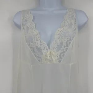 Vtg Lingerie Ivory Lace Trim Slip Dress Sz M Nightgown Coquette Fairy Cottage thumbnail 3